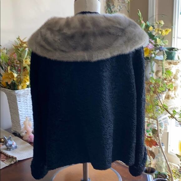 Henri Kessler women’s M vintage black curly wool fur coat - Picture 5 of 8